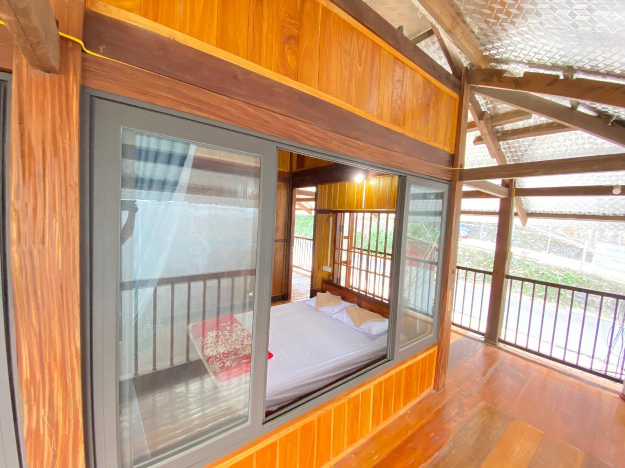 Duy Tuyen Ba Be Homestay Bac Kan Exterior foto